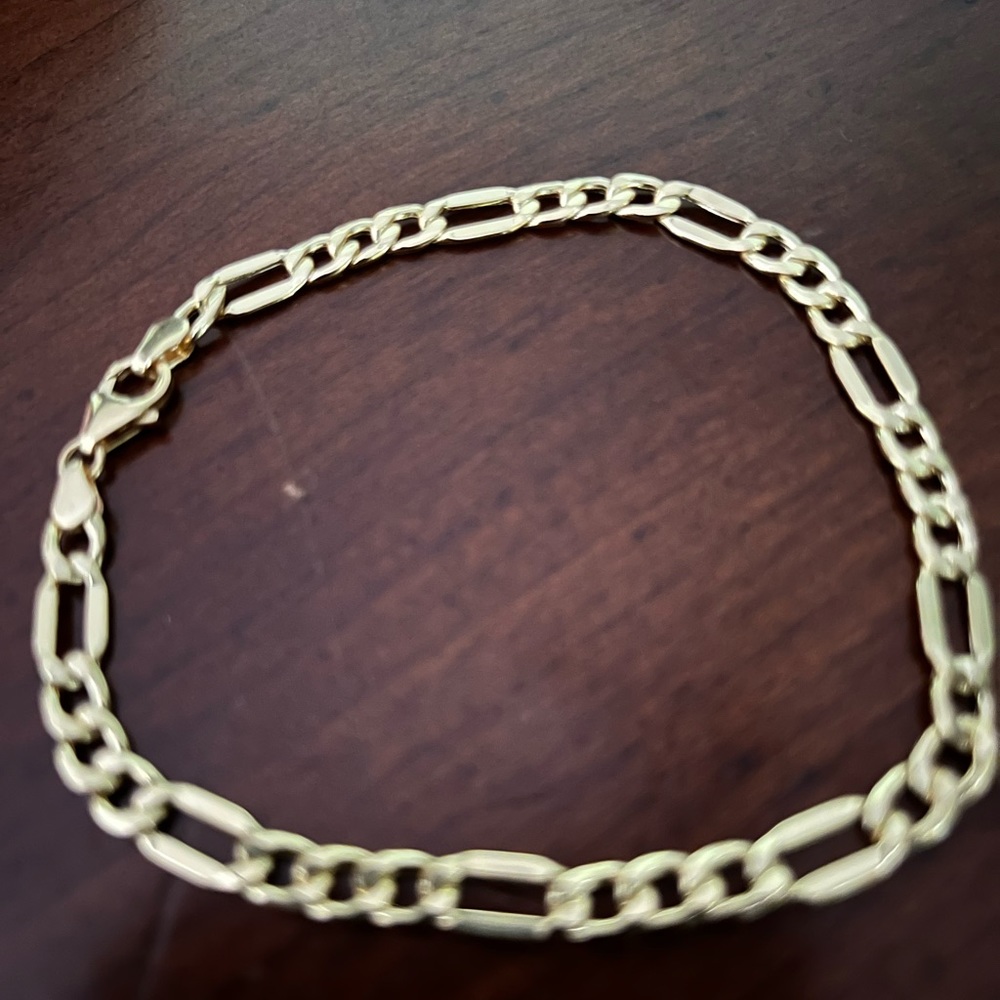 18KT Yellow Gold Men’s Bracelet 8” 4.20 grams
